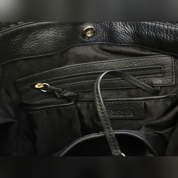 MICHAEL KORS PURSE with a signature monogram coach - Picture 4 of 7